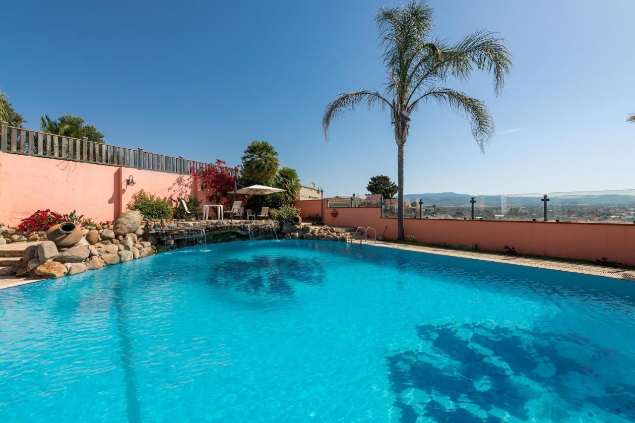 Depandance Bouganvillea Cagliari Bagian luar foto