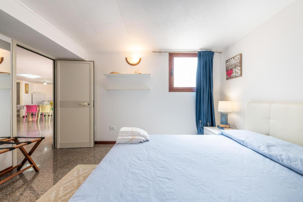 Depandance Bouganvillea Cagliari Bagian luar foto